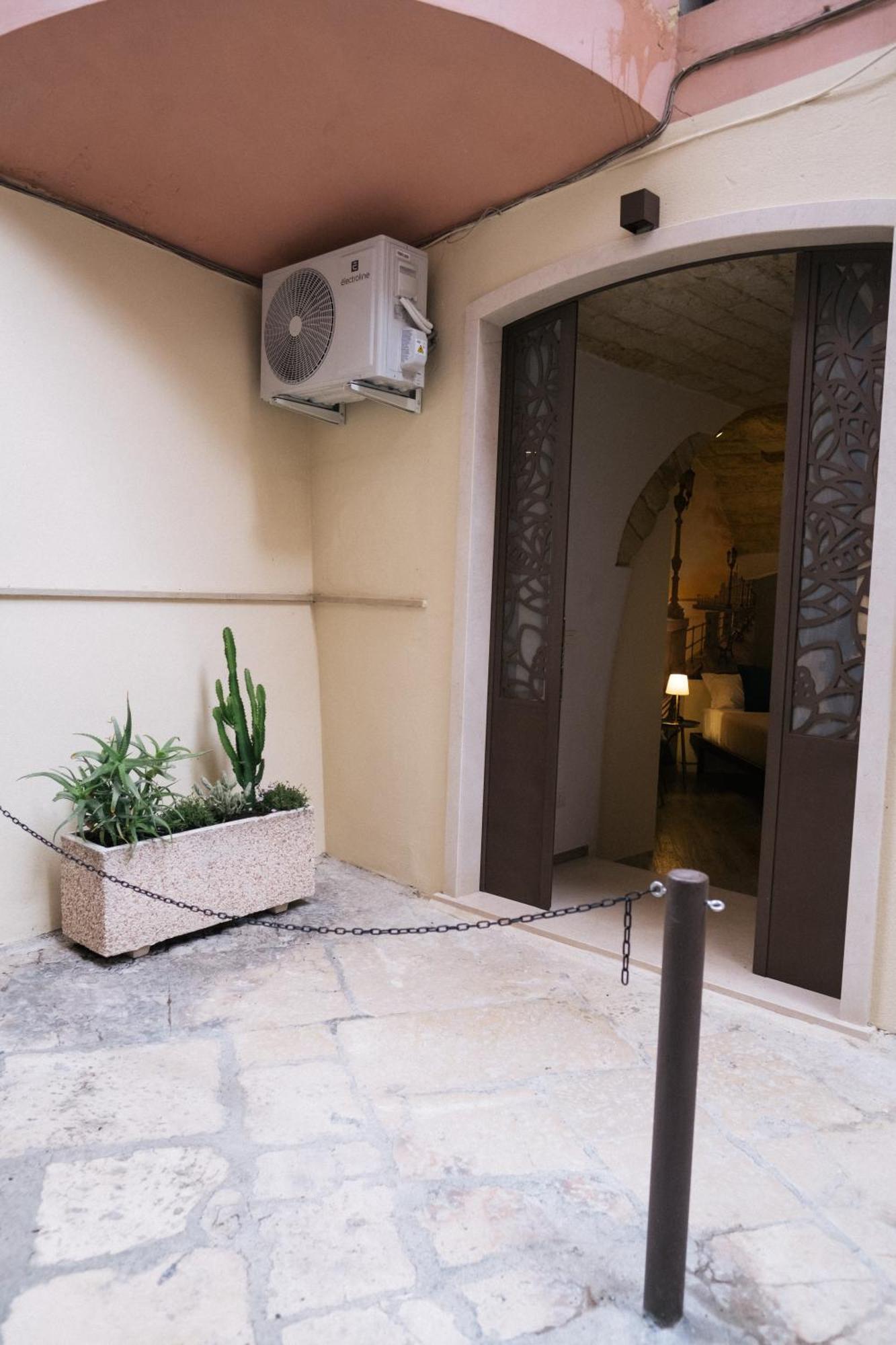 Timeless Apulian Luxury Suite Bari Exteriér fotografie